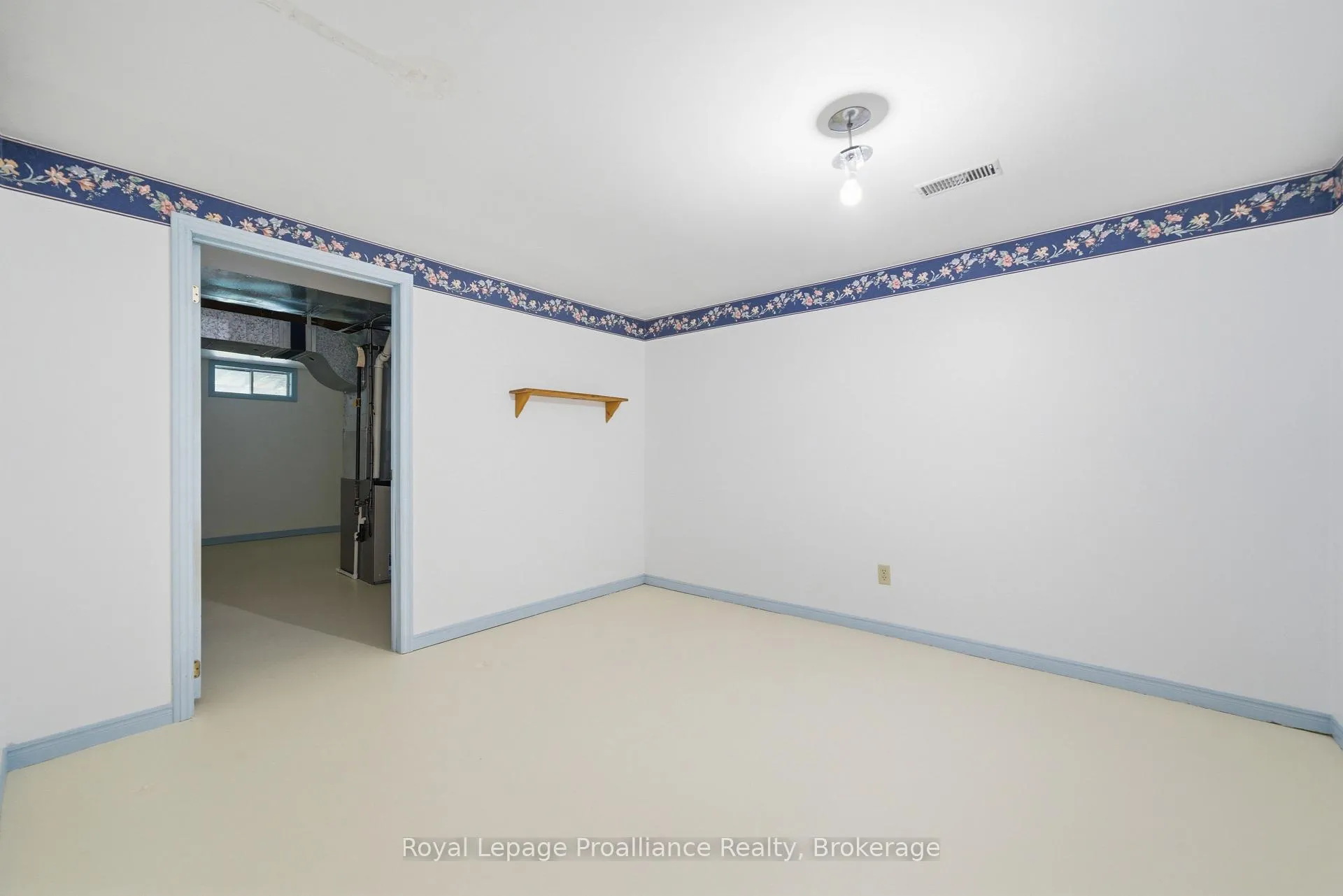 Photo 34 of 37 Dungannon Drive, Belleville, Belleville Ward — HOMEH
