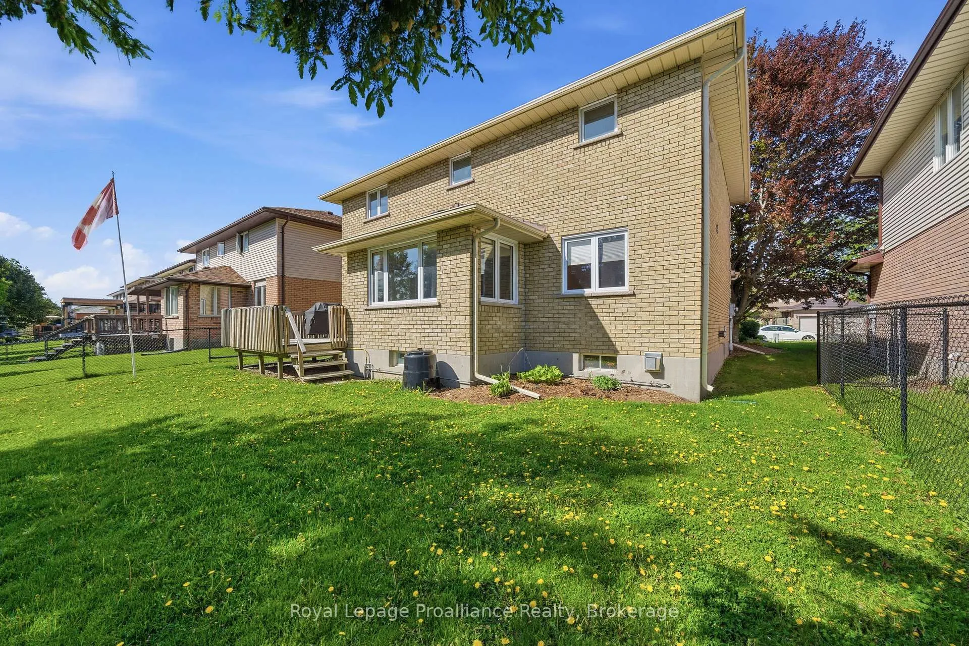 Photo 42 of 37 Dungannon Drive, Belleville, Belleville Ward — HOMEH