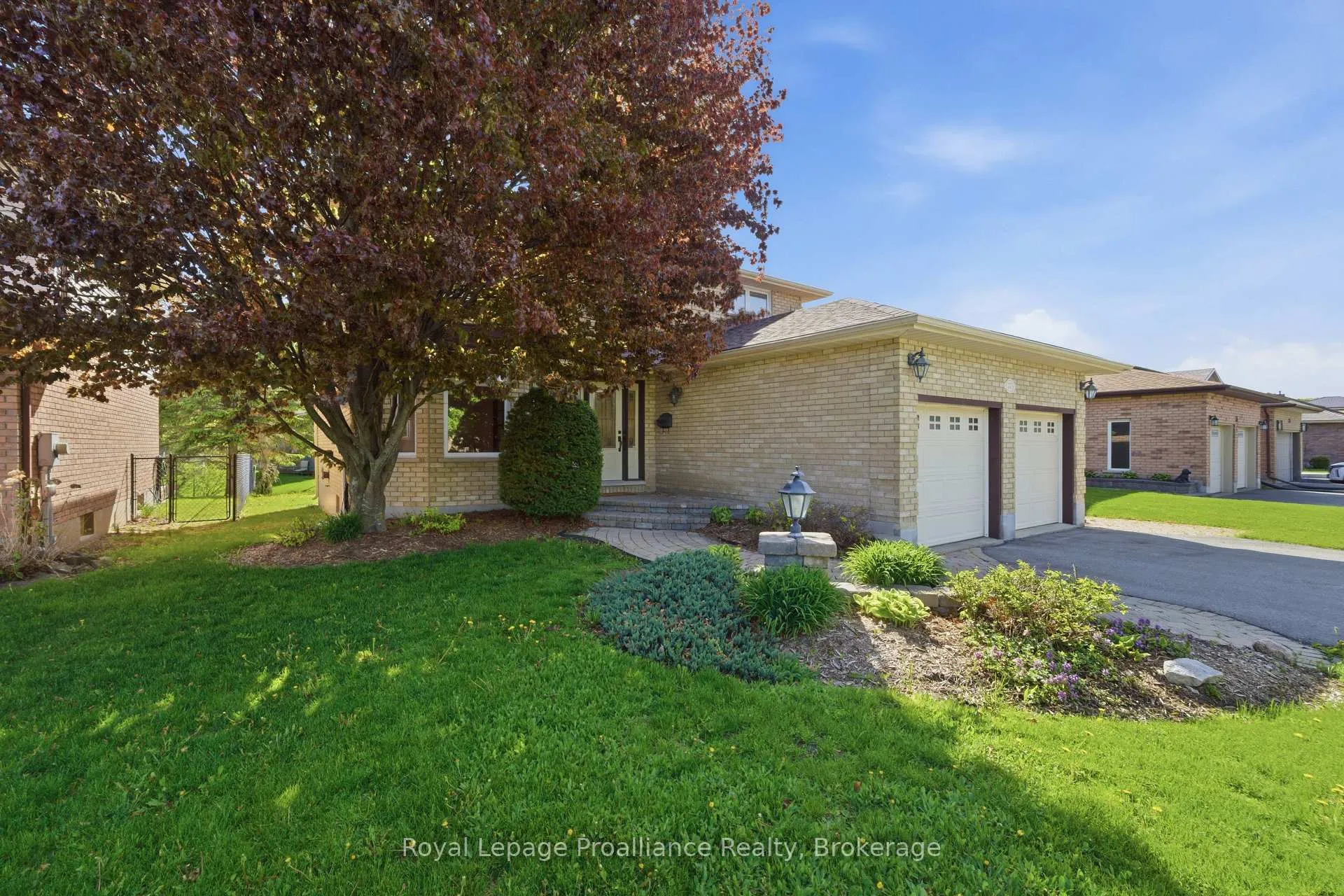 Photo 46 of 37 Dungannon Drive, Belleville, Belleville Ward — HOMEH
