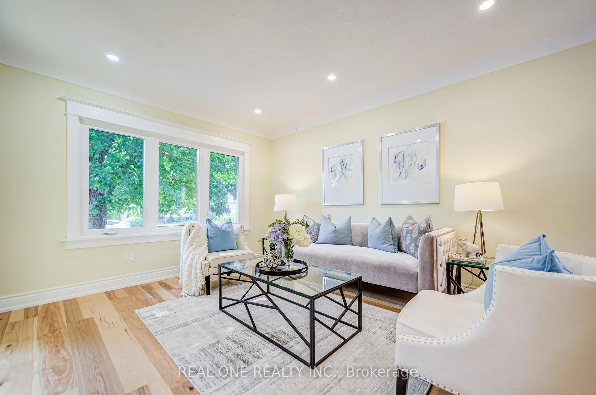 Photo 6 of 4052 St James Avenue, Niagara Falls, Morrison — HOMEH