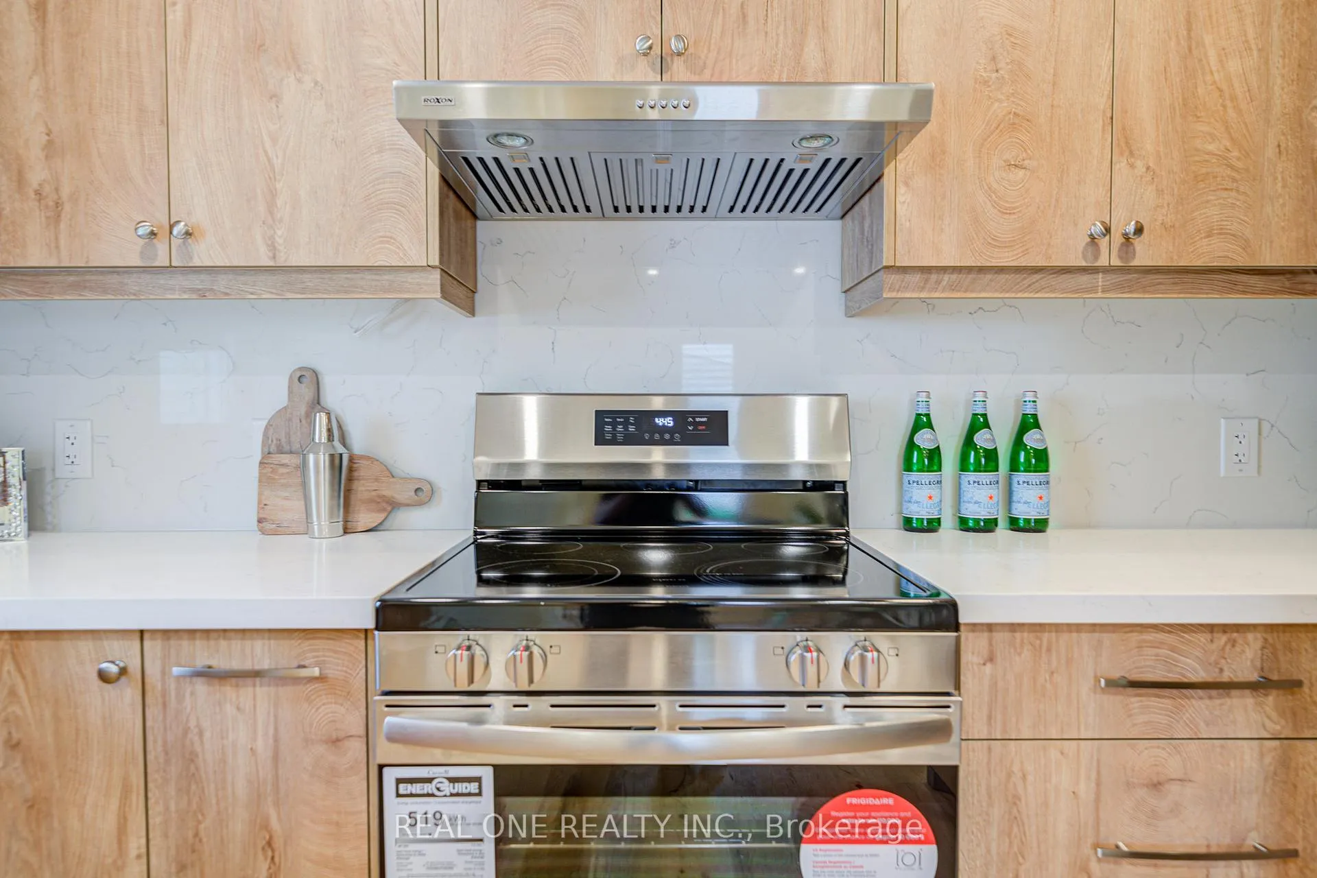 Photo 12 of 4052 St James Avenue, Niagara Falls, Morrison — HOMEH