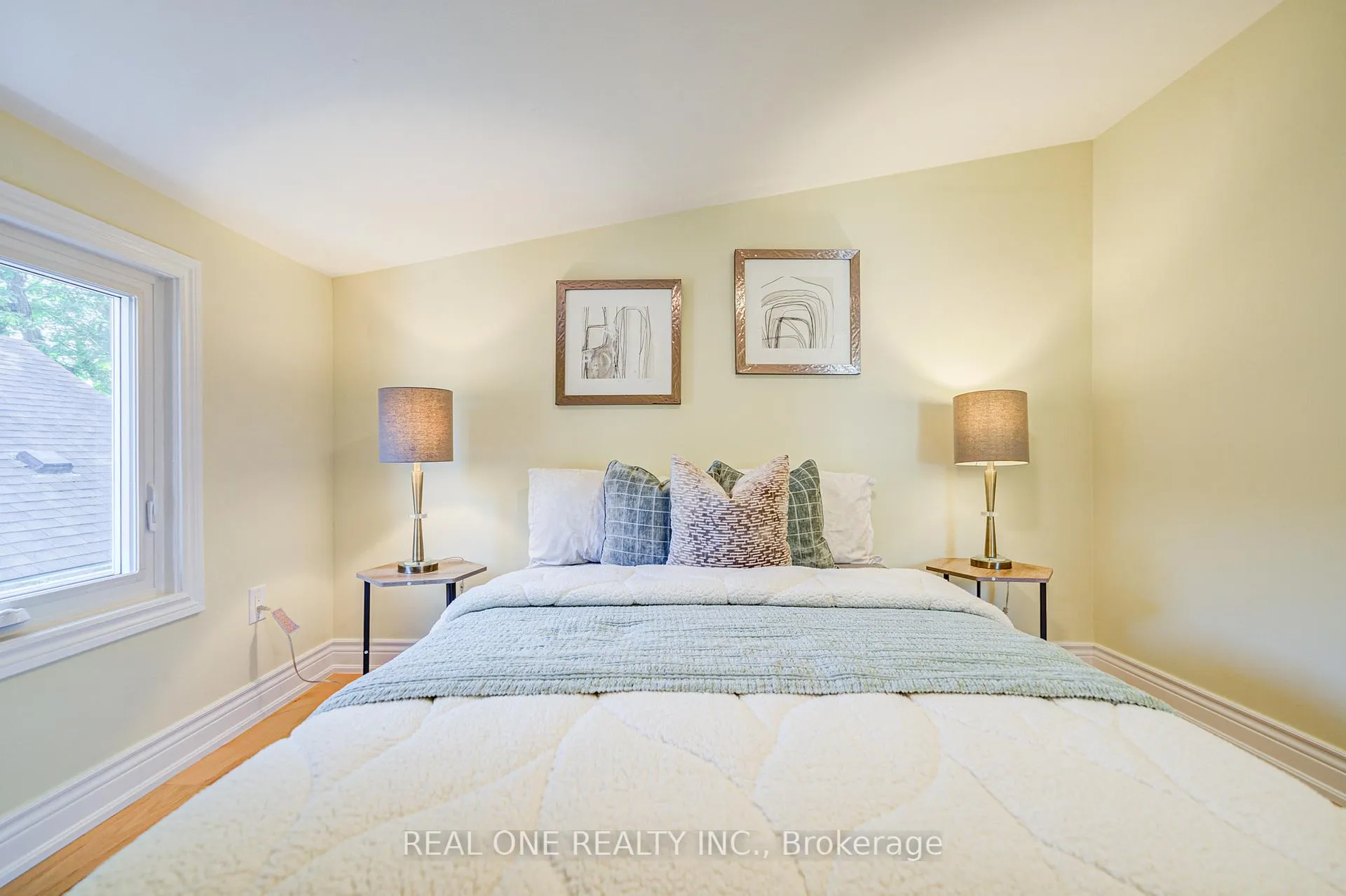 Photo 26 of 4052 St James Avenue, Niagara Falls, Morrison — HOMEH