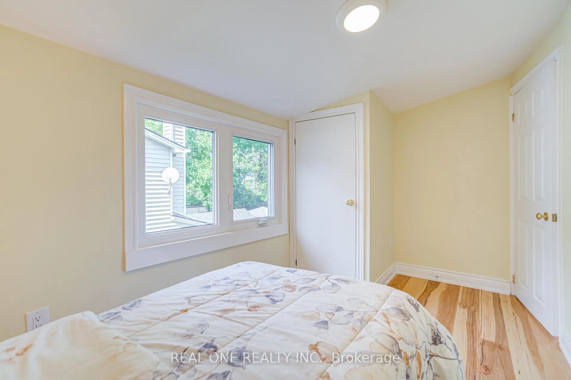 Photo 30 of 4052 St James Avenue, Niagara Falls, Morrison — HOMEH