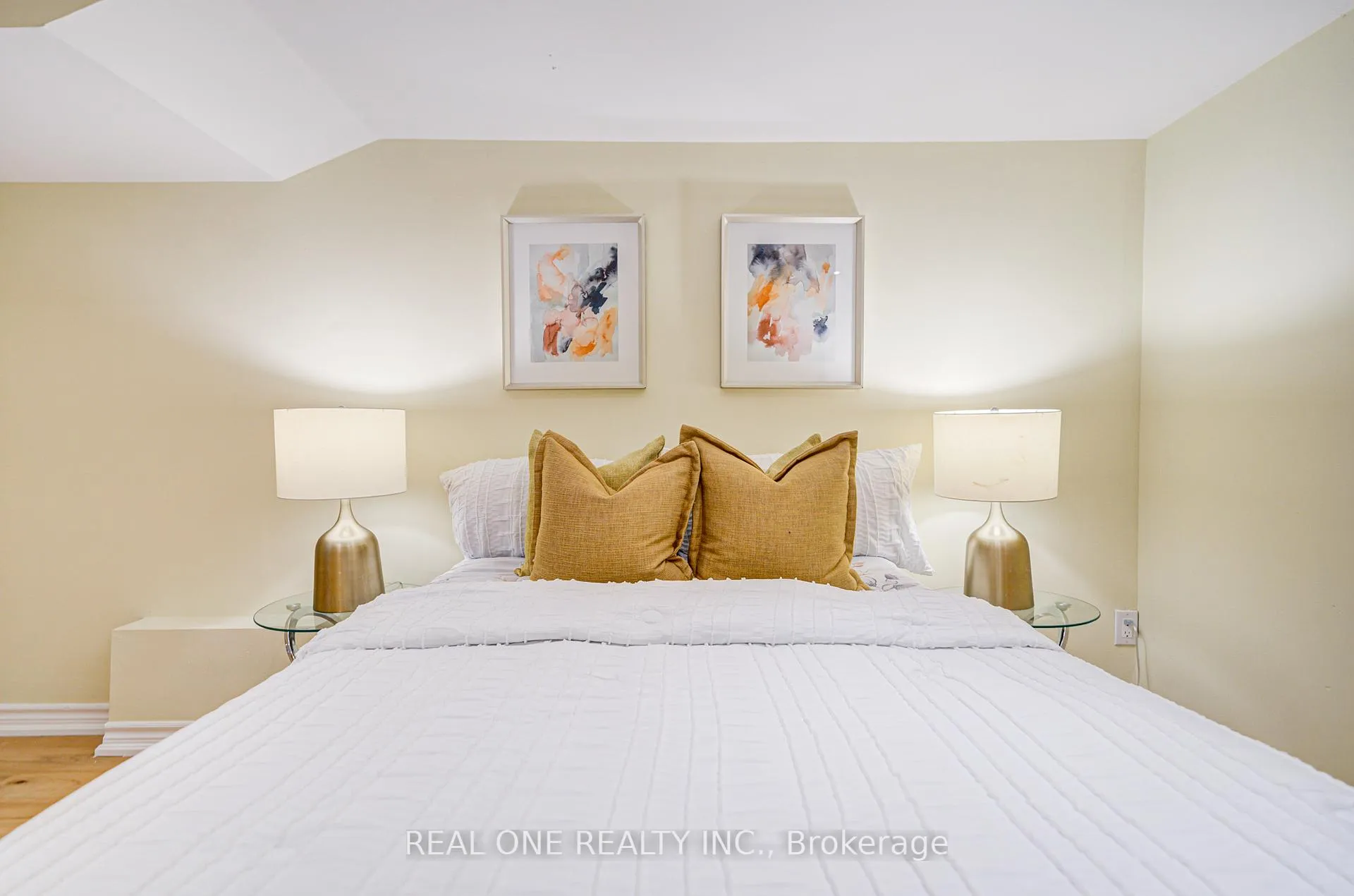 Photo 40 of 4052 St James Avenue, Niagara Falls, Morrison — HOMEH