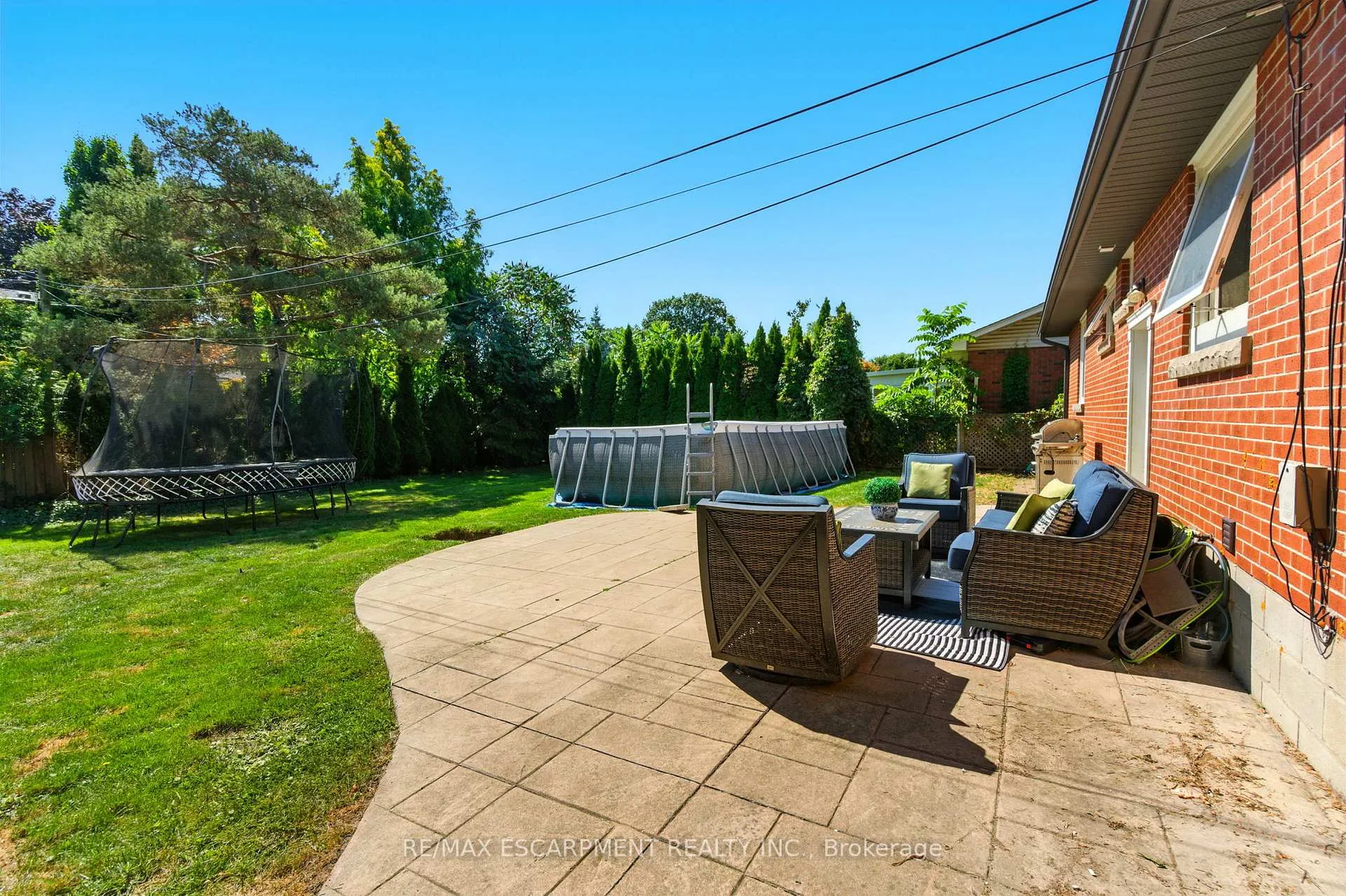 Photo 20 of 2224 Ghent Avenue, Burlington, Brant — HOMEH