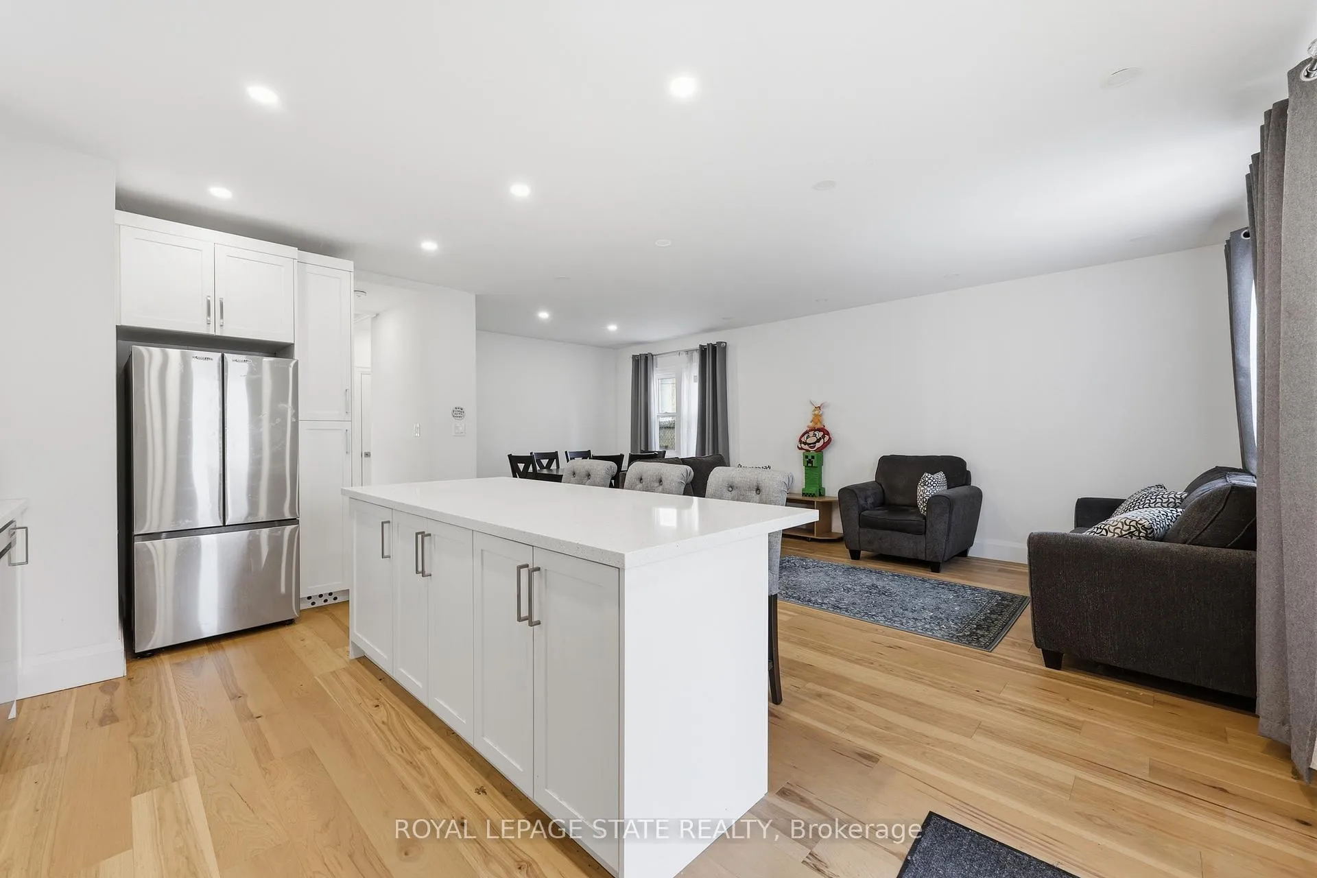Photo 9 of 129 Jackson Street W, Hamilton, Durand — HOMEH