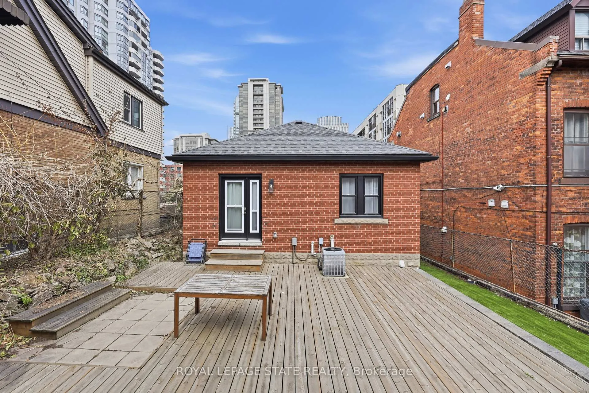 Photo 27 of 129 Jackson Street W, Hamilton, Durand — HOMEH