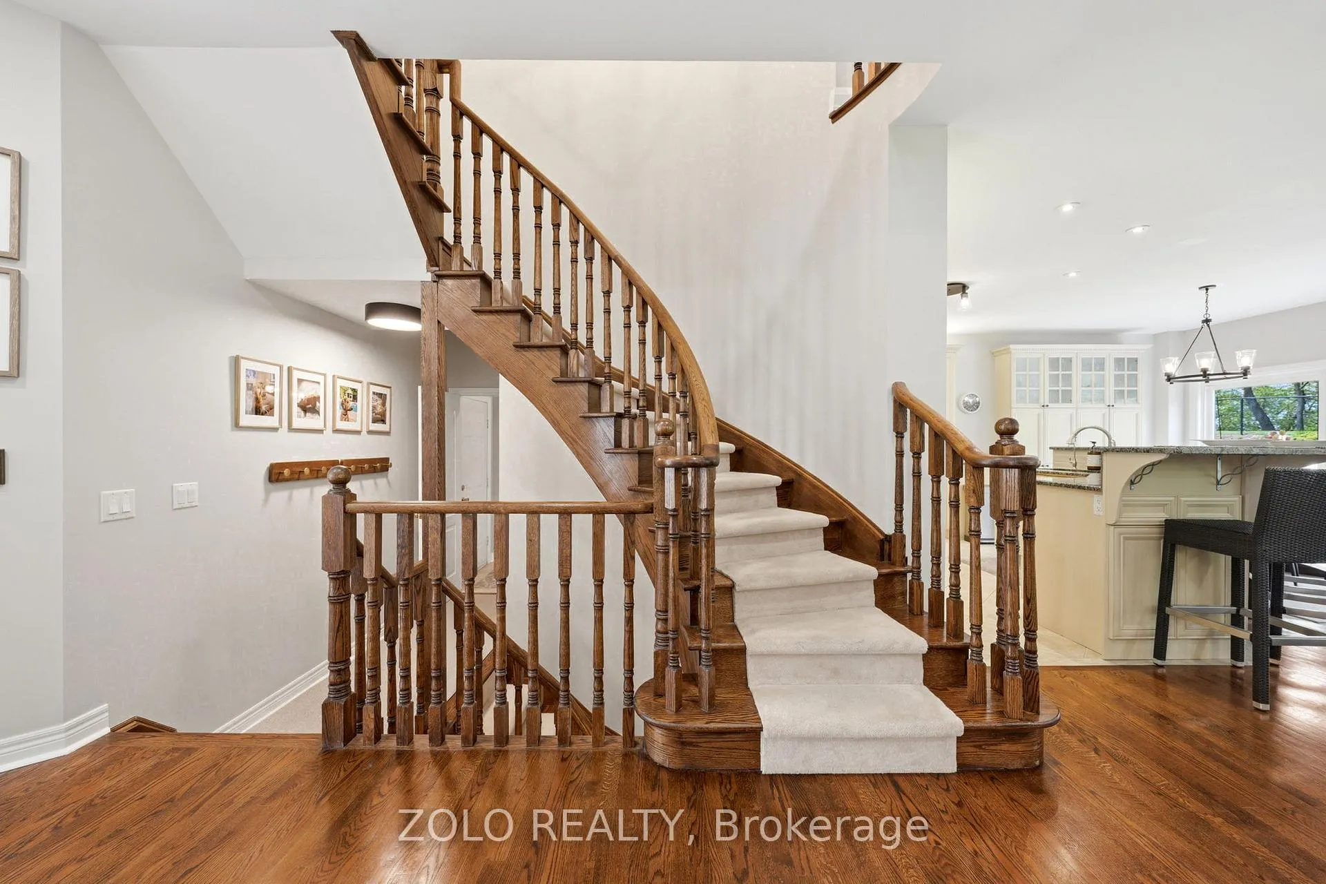 Photo 24 of 86 North Ridge Crescent, Halton Hills, Georgetown — HOMEH
