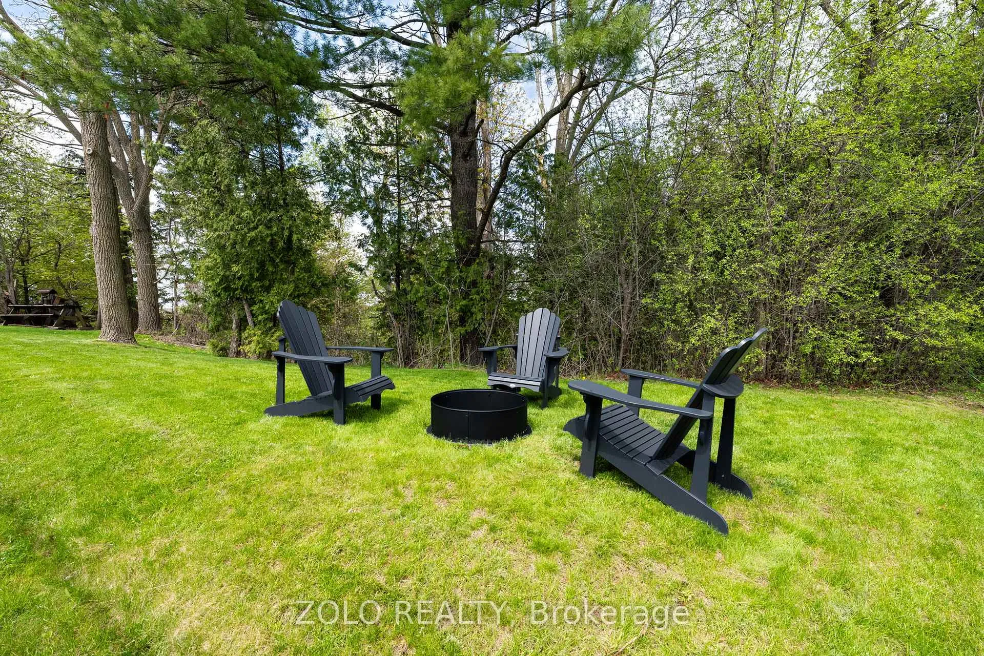 Photo 41 of 86 North Ridge Crescent, Halton Hills, Georgetown — HOMEH