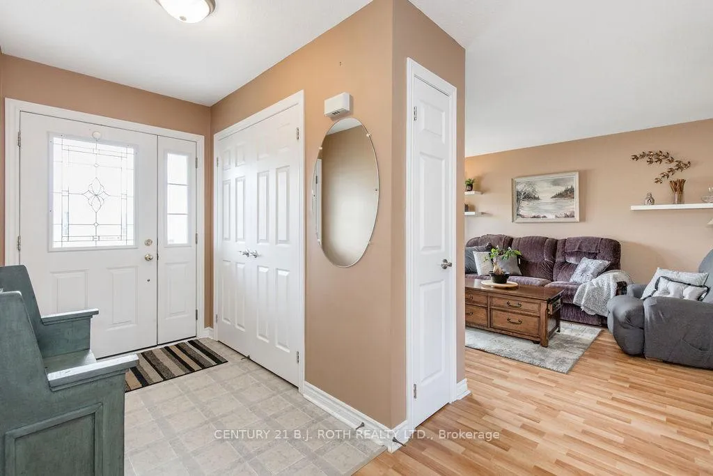 Photo 6 of 12 Graham Street, Springwater, Elmvale — HOMEH