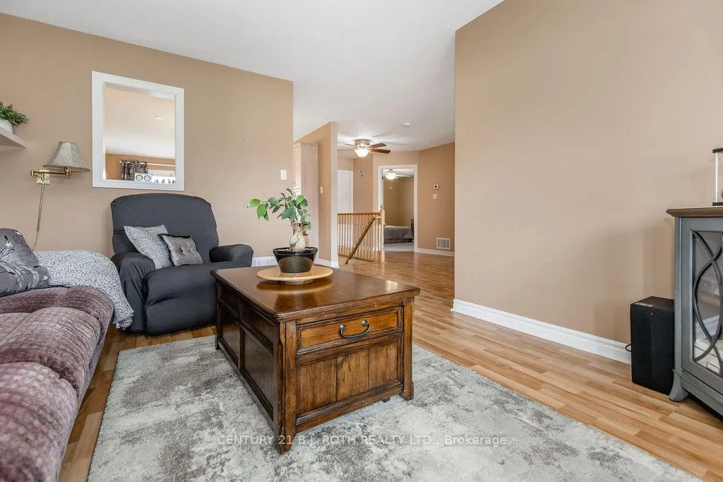 Photo 9 of 12 Graham Street, Springwater, Elmvale — HOMEH
