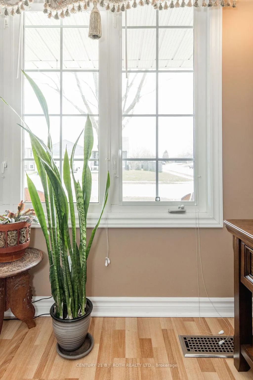 Photo 11 of 12 Graham Street, Springwater, Elmvale — HOMEH