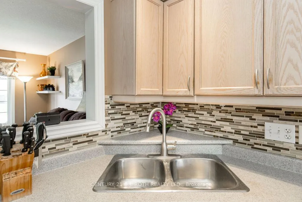 Photo 16 of 12 Graham Street, Springwater, Elmvale — HOMEH