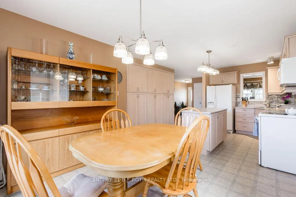 Photo 18 of 12 Graham Street, Springwater, Elmvale — HOMEH