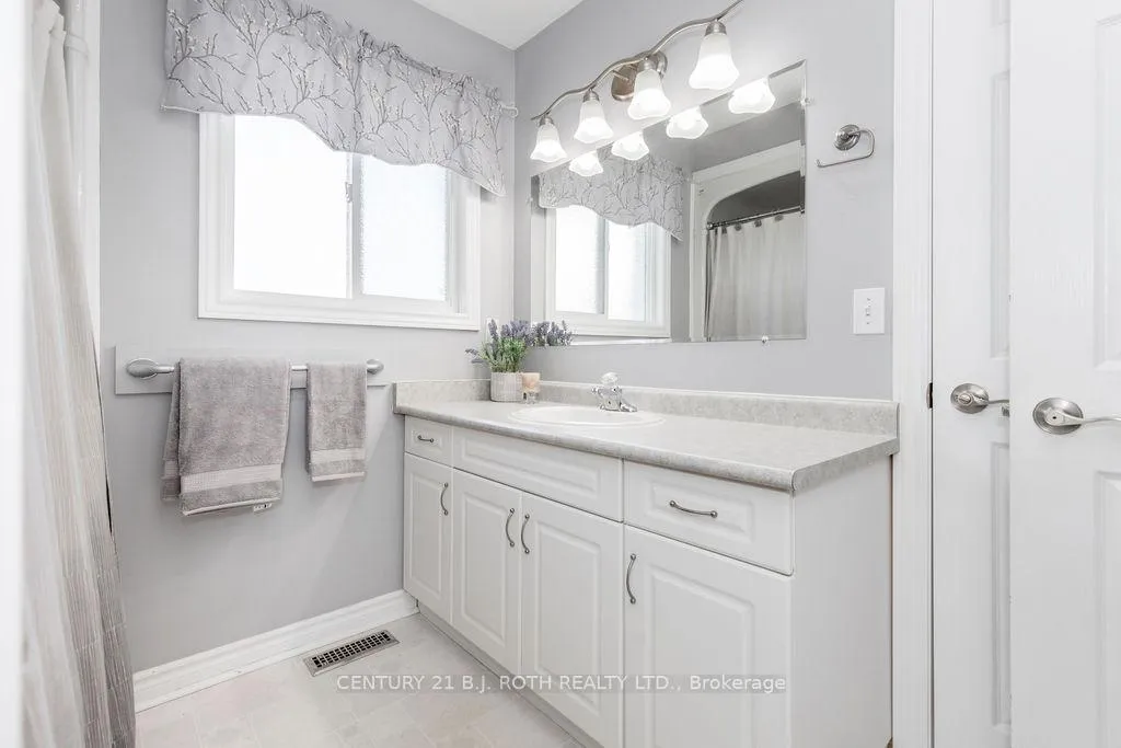 Photo 27 of 12 Graham Street, Springwater, Elmvale — HOMEH