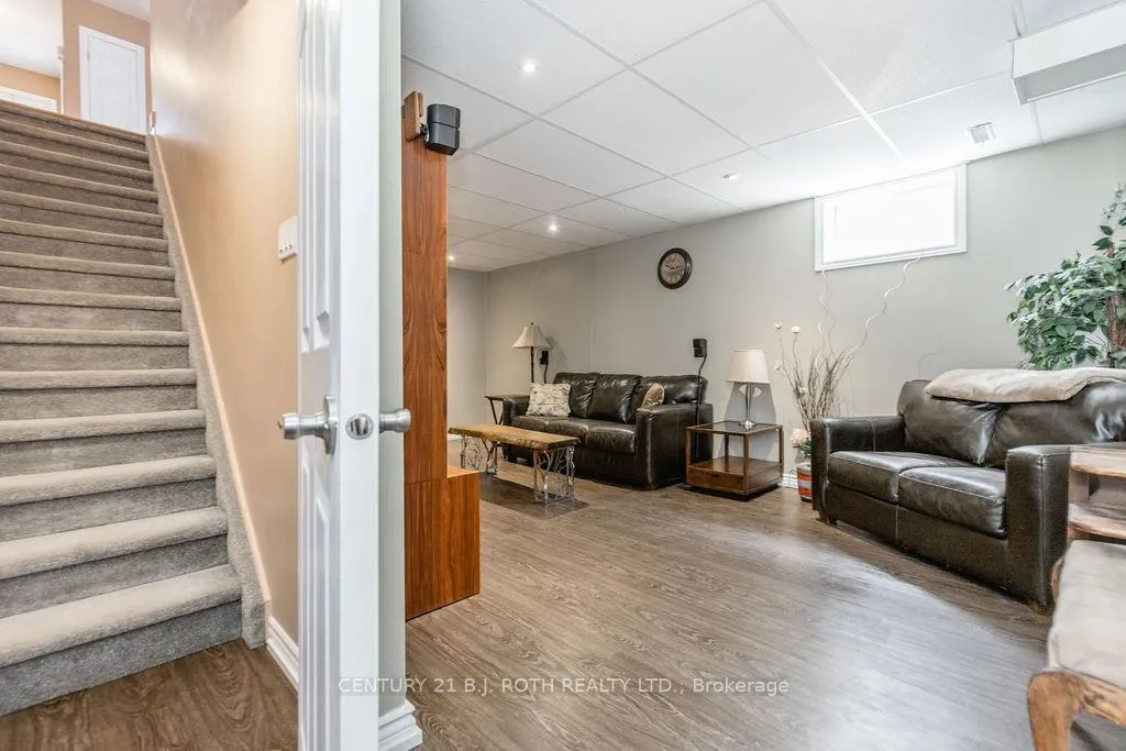 Photo 33 of 12 Graham Street, Springwater, Elmvale — HOMEH