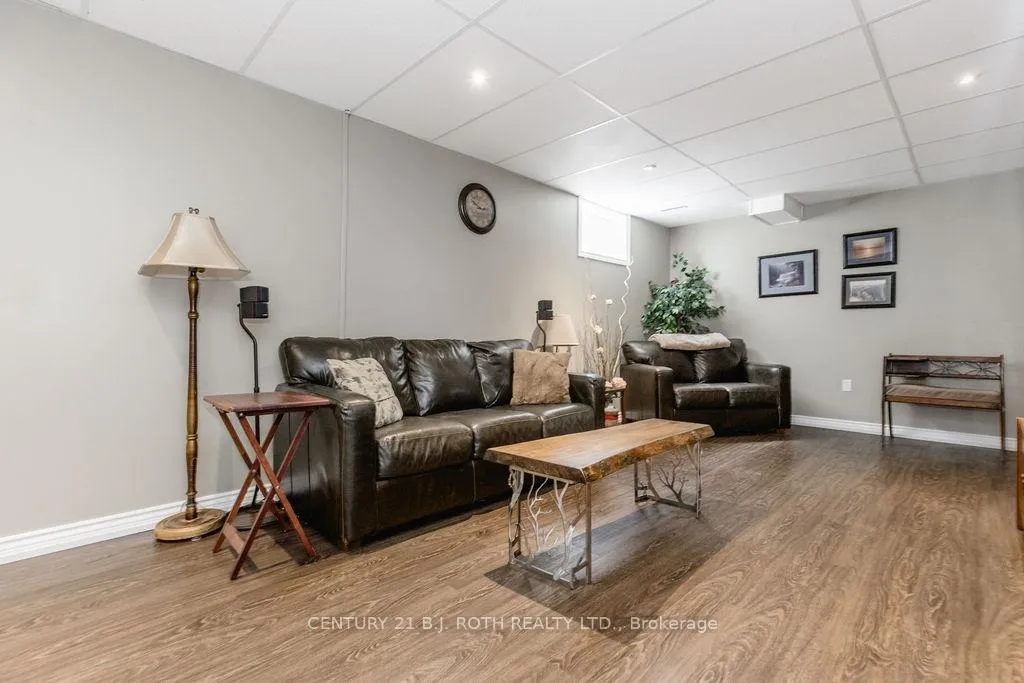 Photo 35 of 12 Graham Street, Springwater, Elmvale — HOMEH