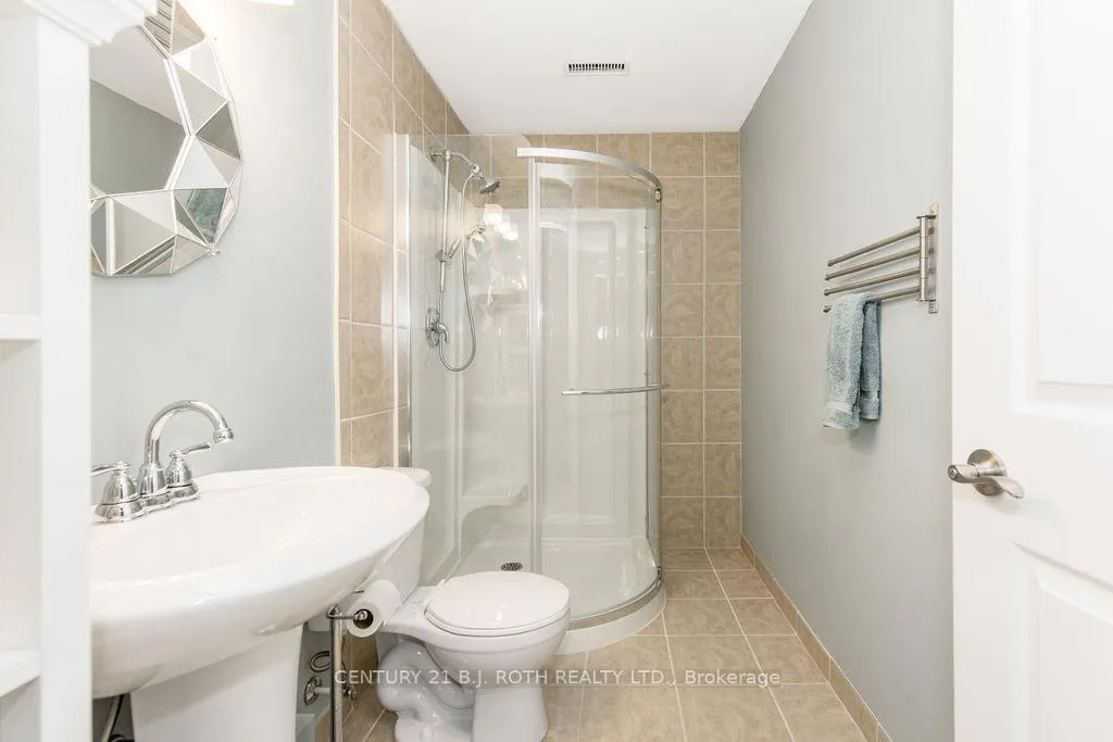 Photo 36 of 12 Graham Street, Springwater, Elmvale — HOMEH