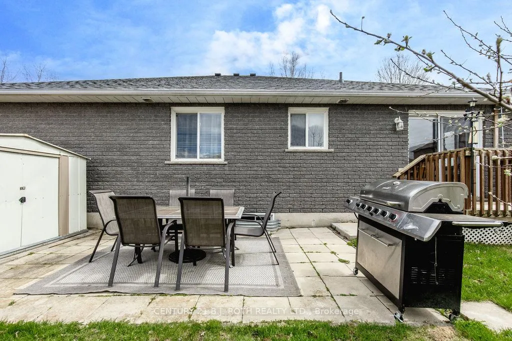 Photo 45 of 12 Graham Street, Springwater, Elmvale — HOMEH
