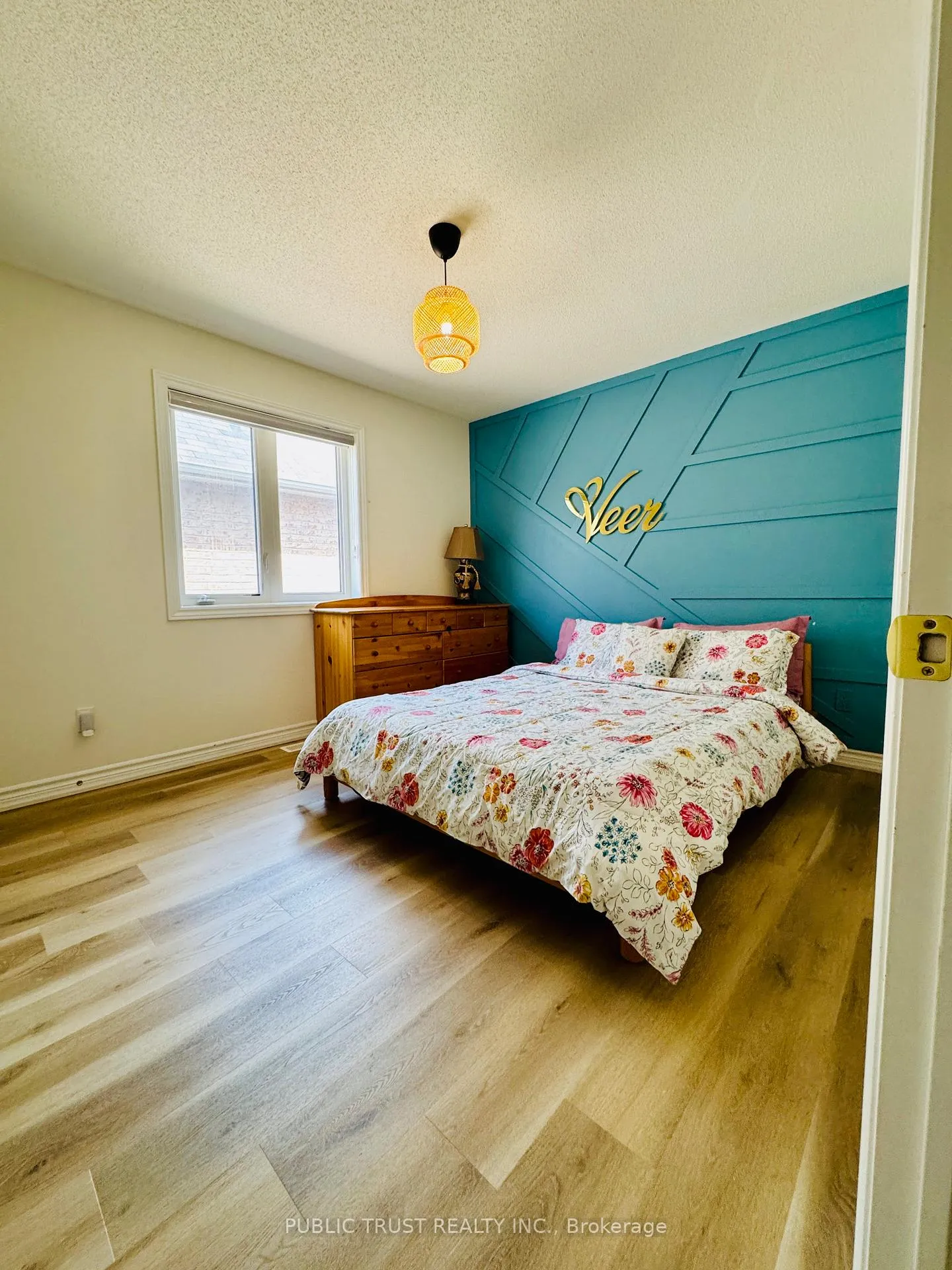 Photo 11 of 1873 Castlepoint Drive, Oshawa, Taunton — HOMEH
