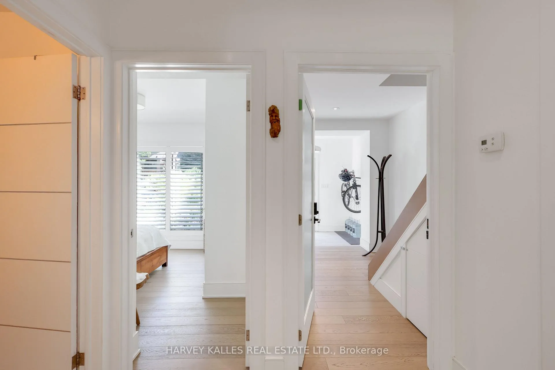 Photo 18 of 84 Edith Drive, Toronto, Yonge-Eglinton — HOMEH