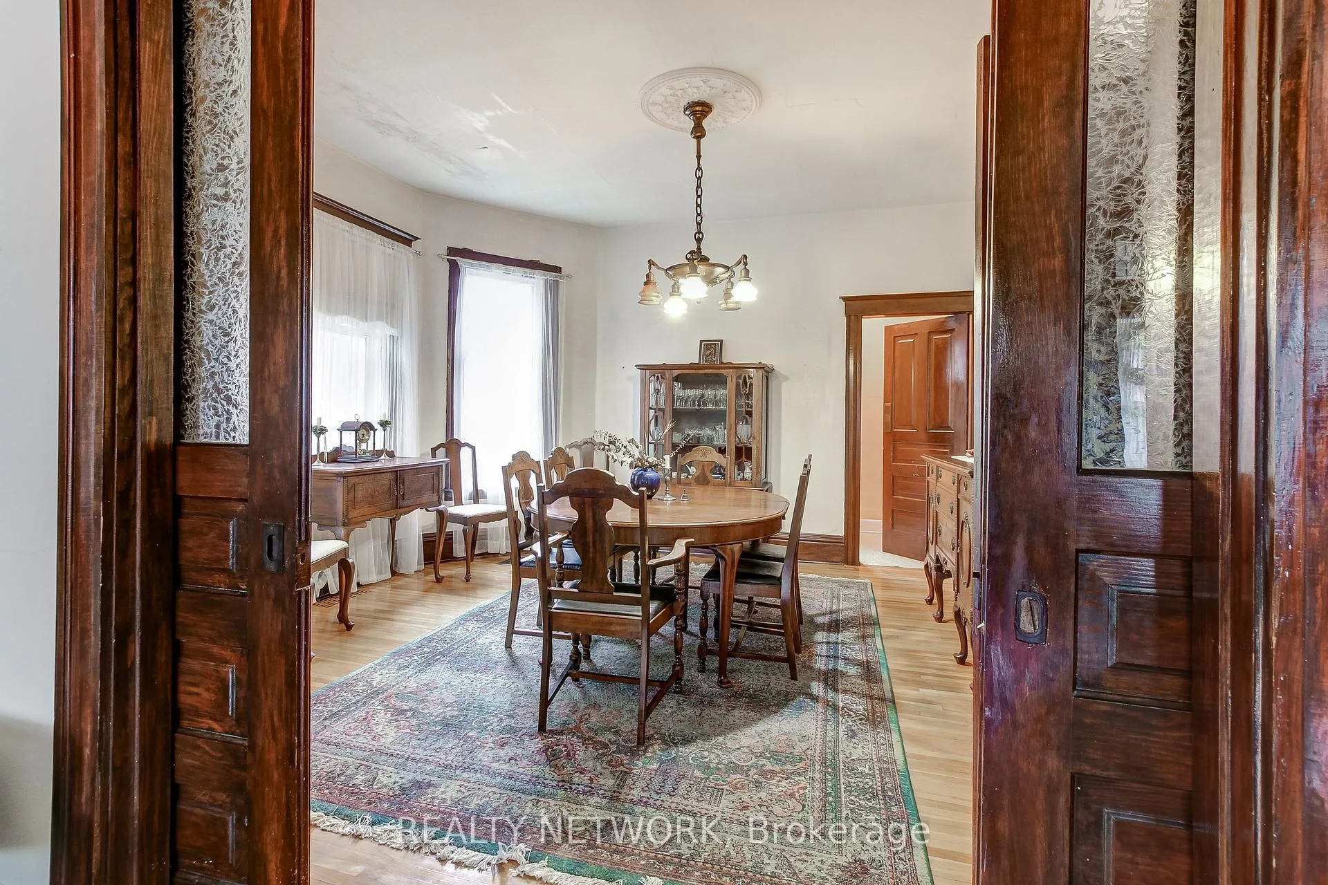 Photo 14 of 18 Fairleigh Crescent, Hamilton, St. Clair — HOMEH