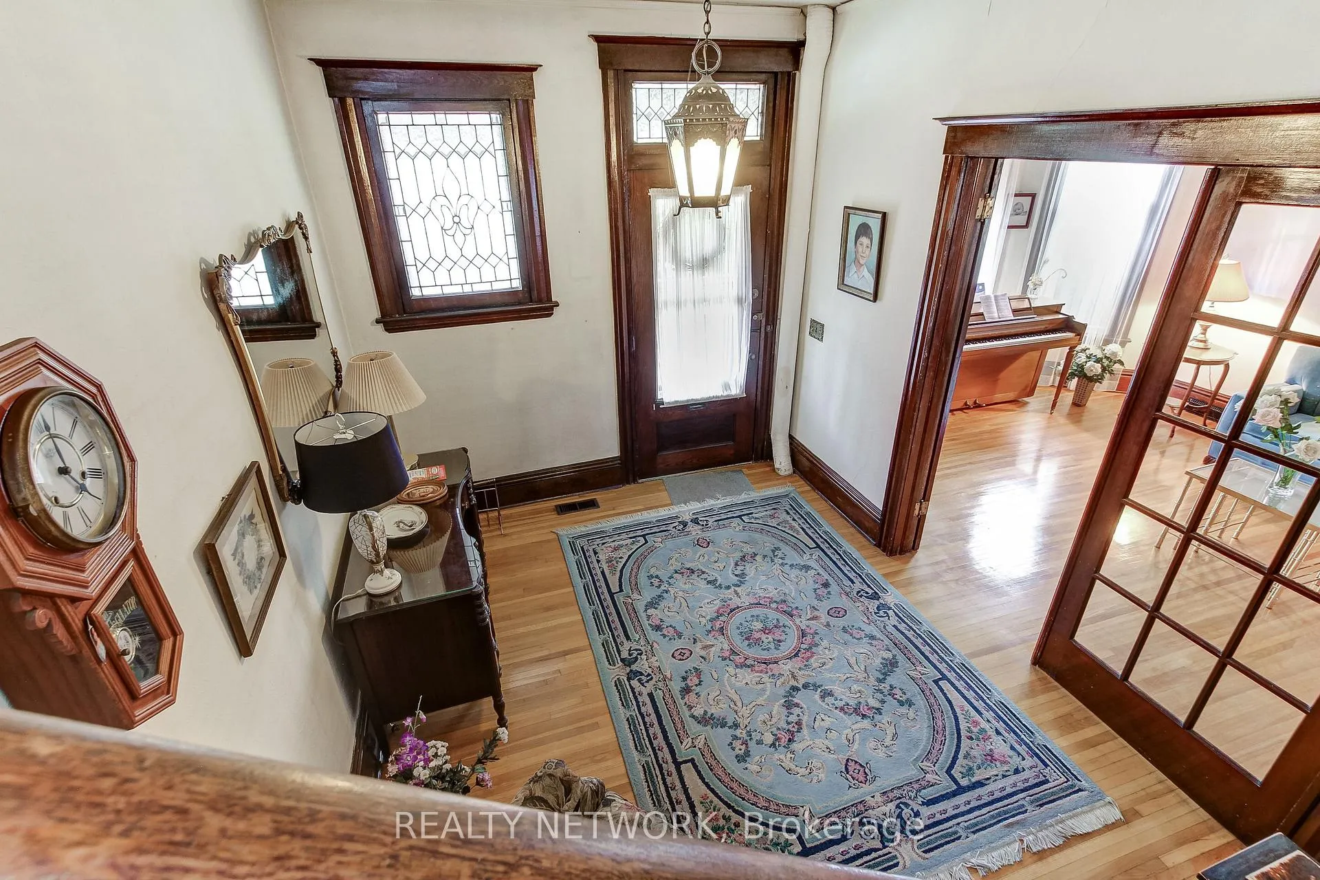 Photo 20 of 18 Fairleigh Crescent, Hamilton, St. Clair — HOMEH