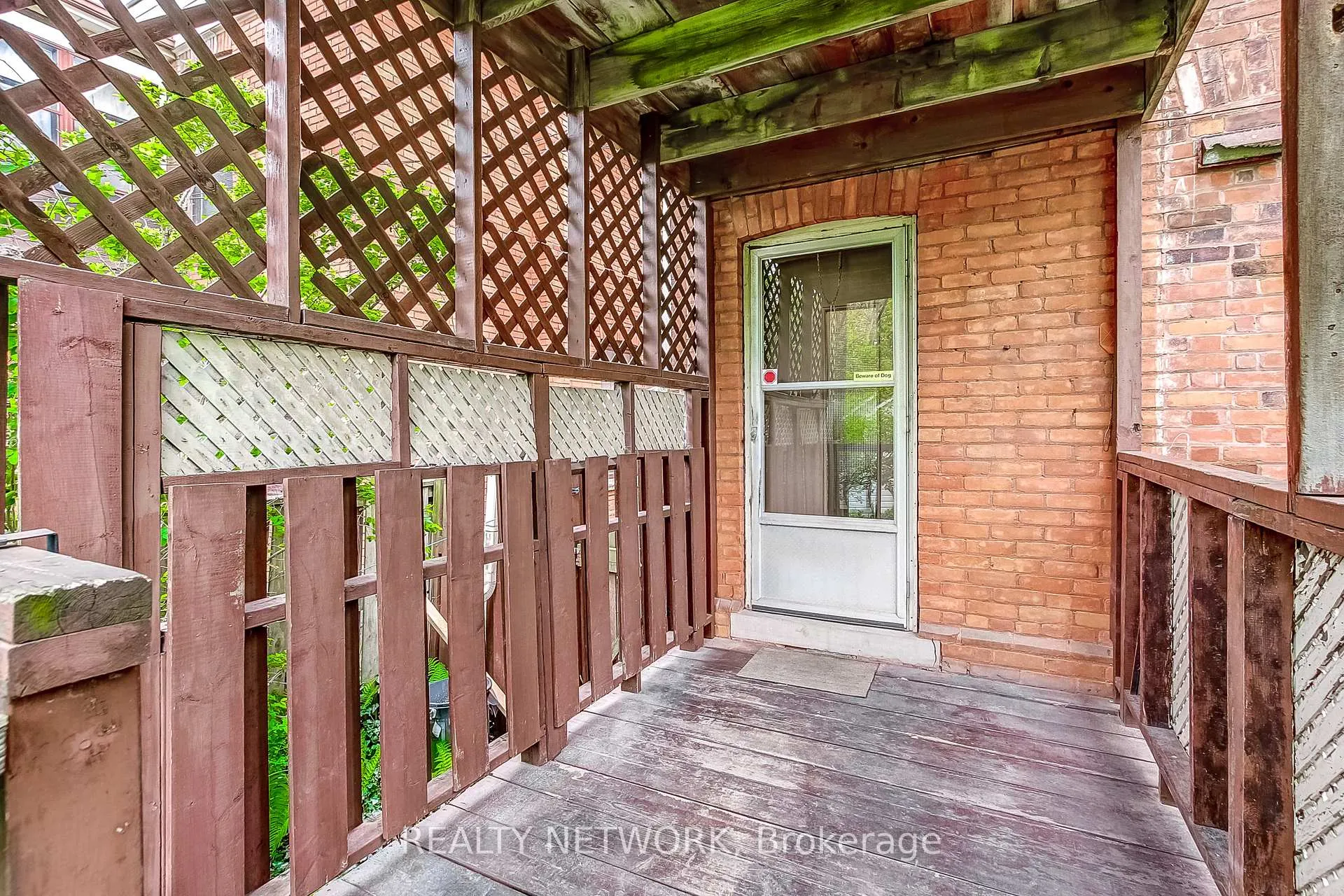 Photo 42 of 18 Fairleigh Crescent, Hamilton, St. Clair — HOMEH