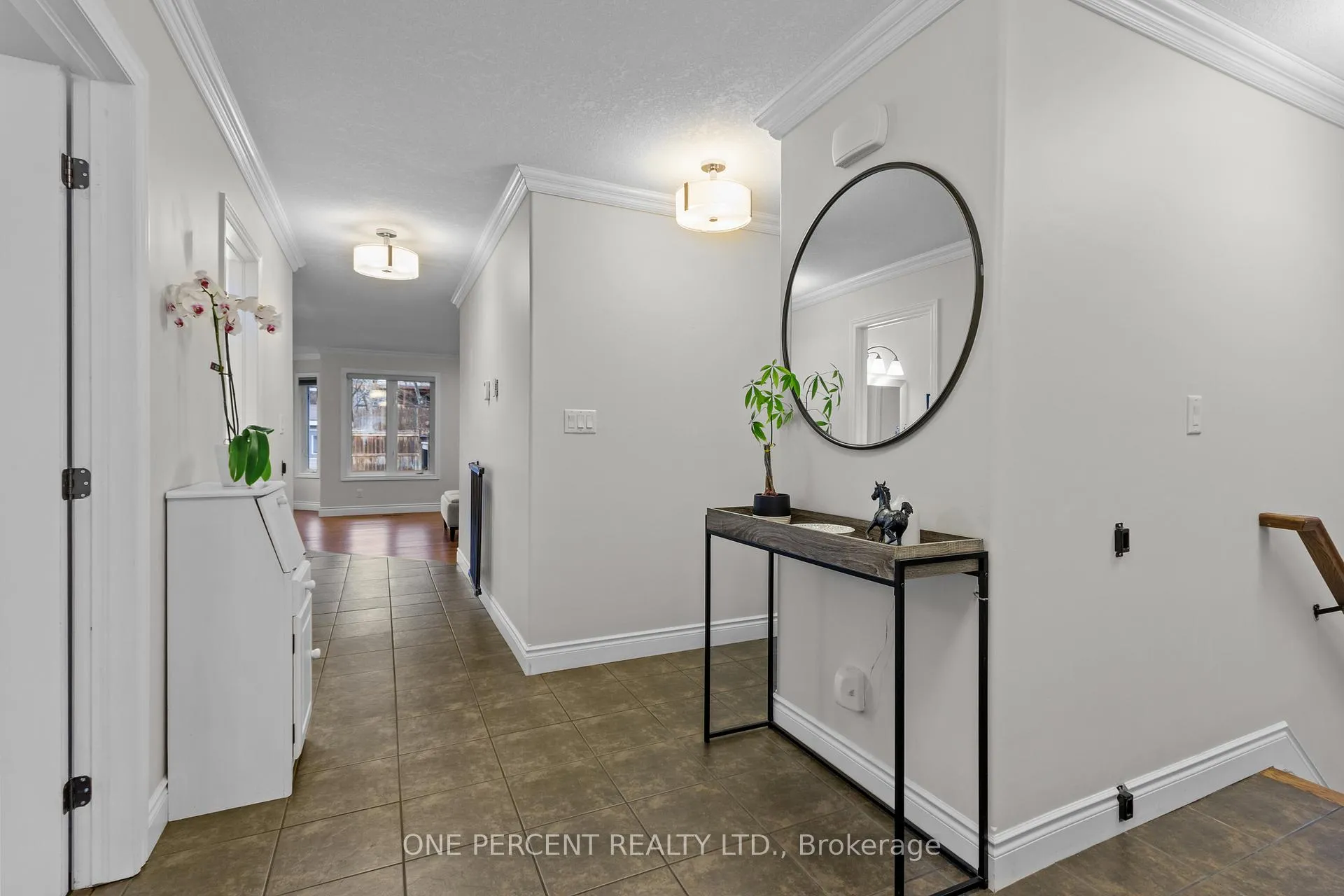 Photo 6 of 135 Islandview Drive, Loyalist, Amherstview — HOMEH