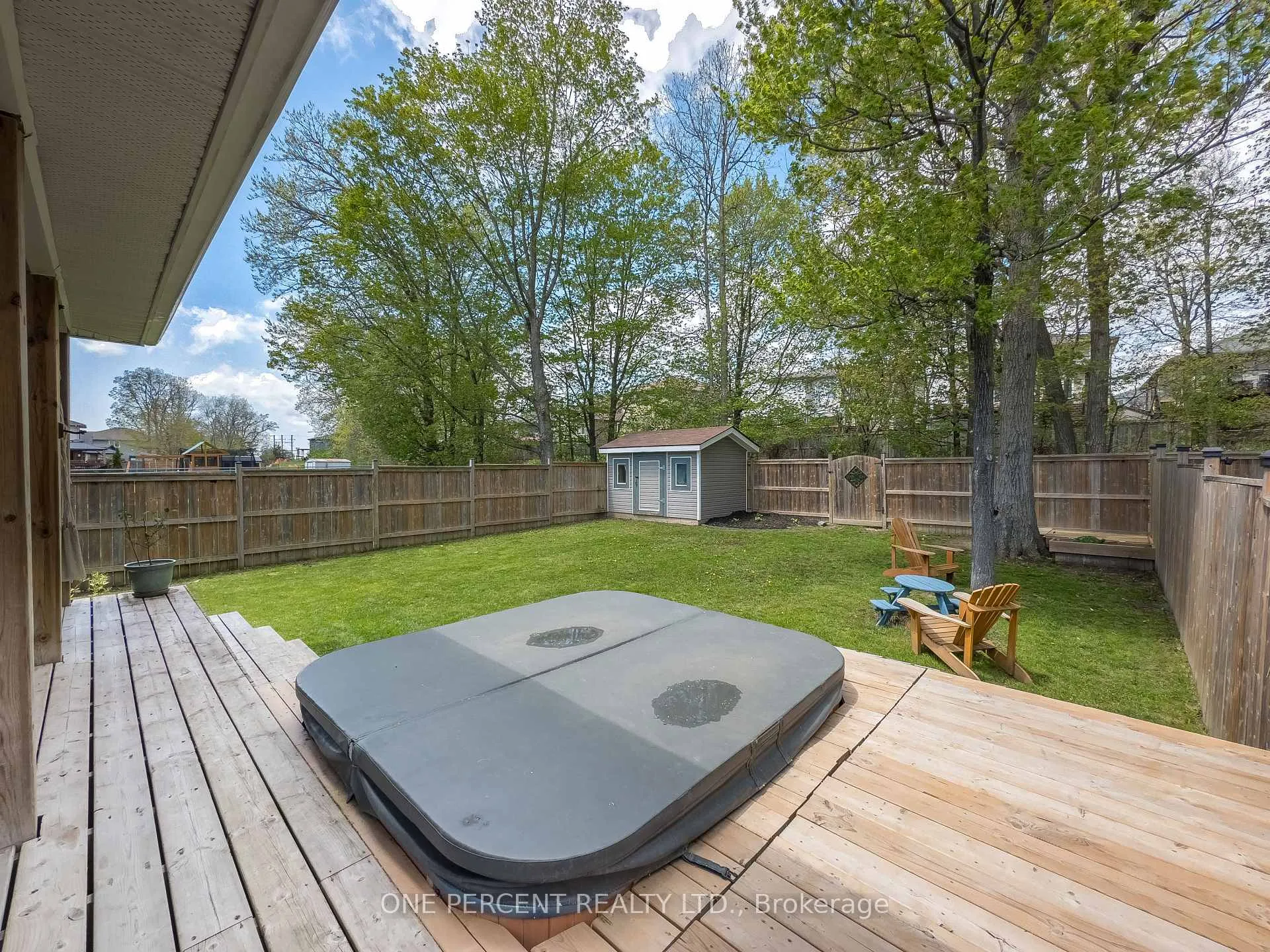 Photo 30 of 135 Islandview Drive, Loyalist, Amherstview — HOMEH