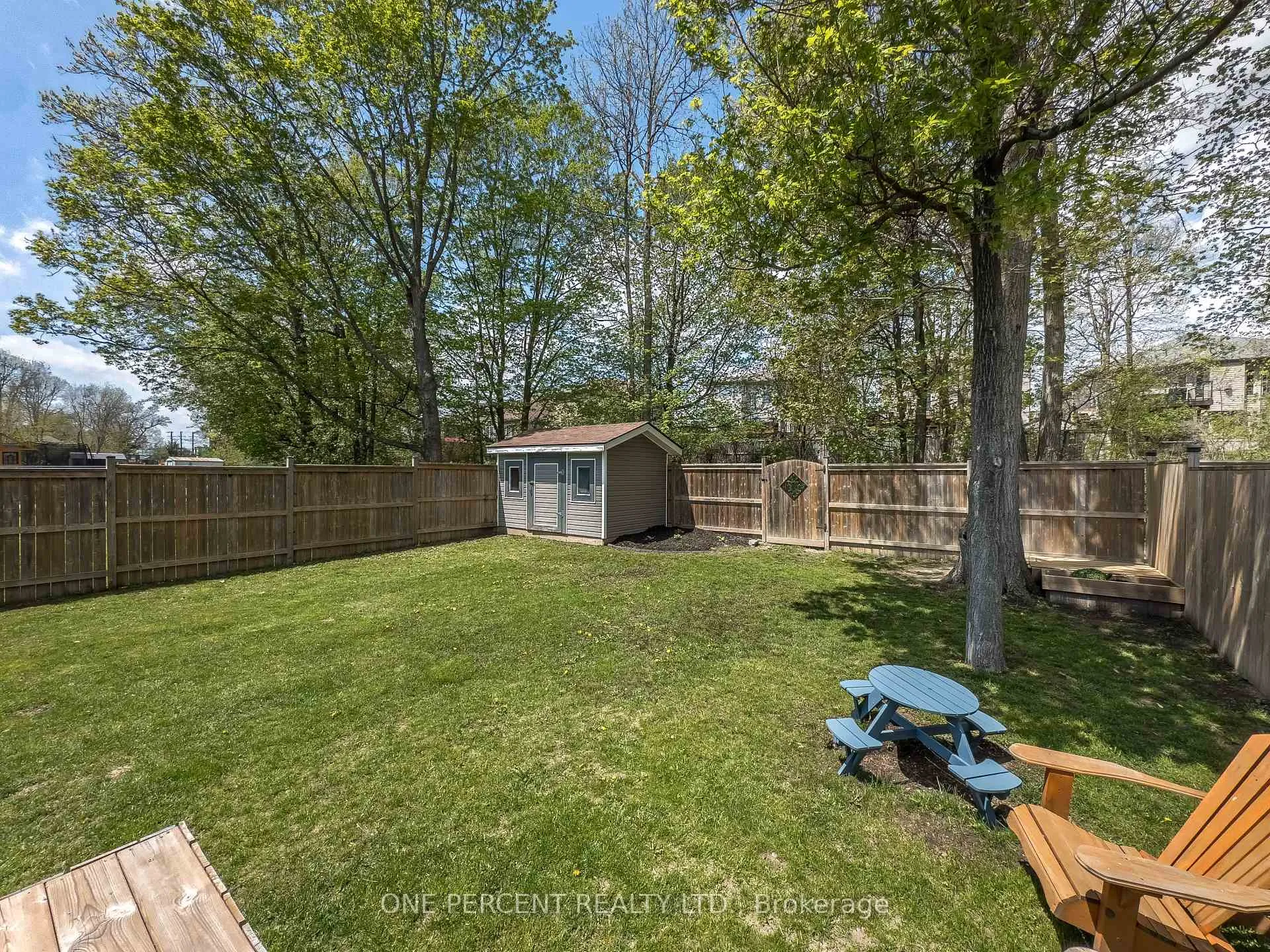 Photo 32 of 135 Islandview Drive, Loyalist, Amherstview — HOMEH