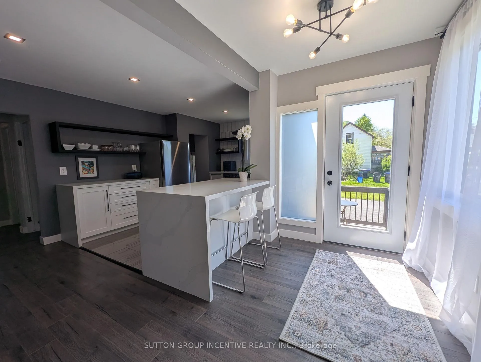 Photo 4 of 295 Queen Street, Midland — HOMEH