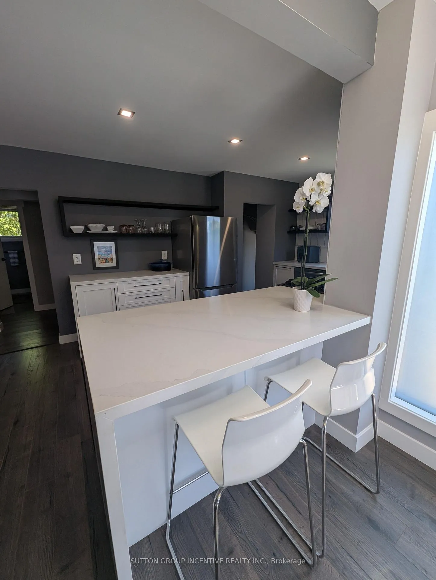Photo 8 of 295 Queen Street, Midland — HOMEH