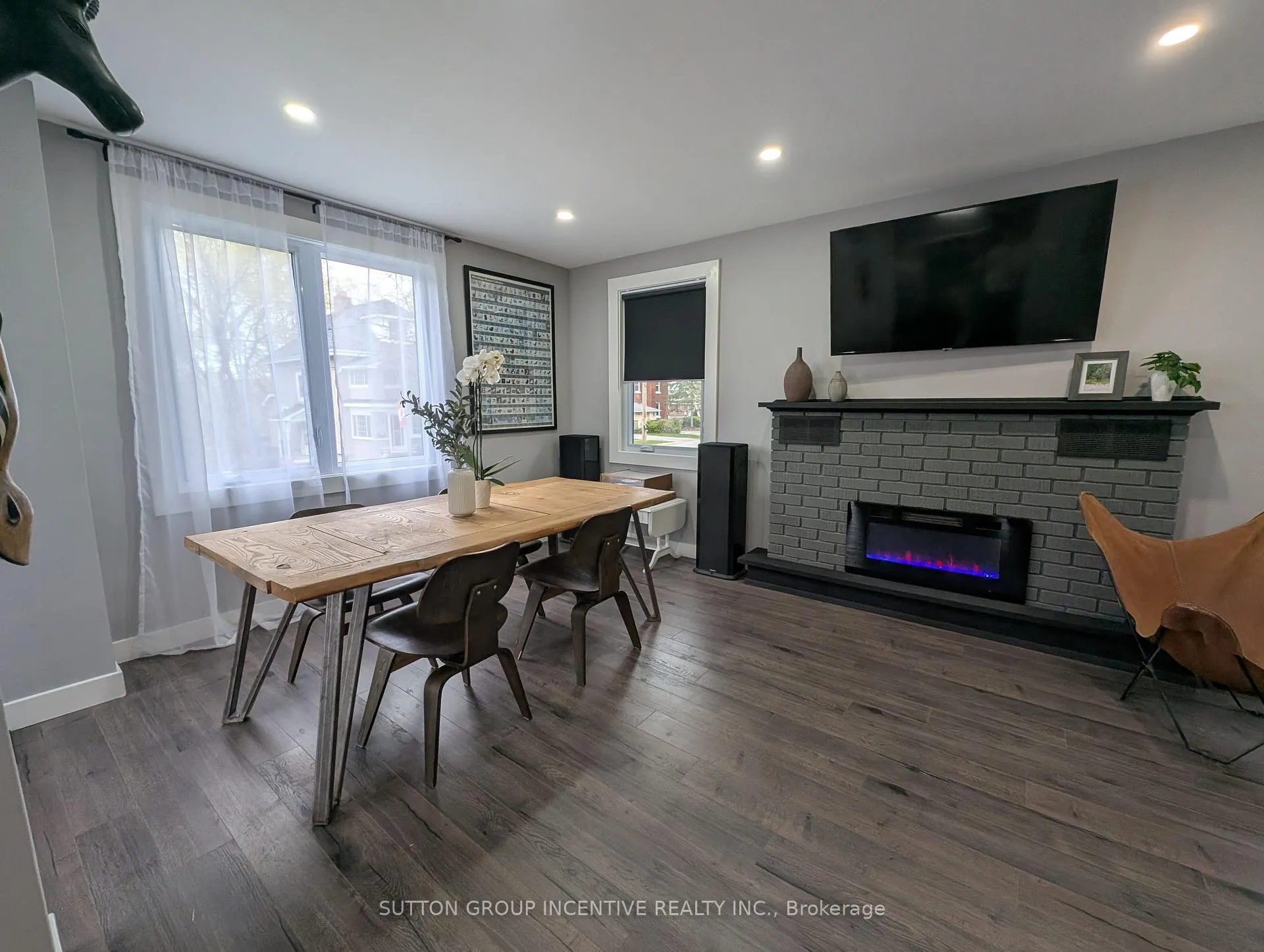 Photo 13 of 295 Queen Street, Midland — HOMEH