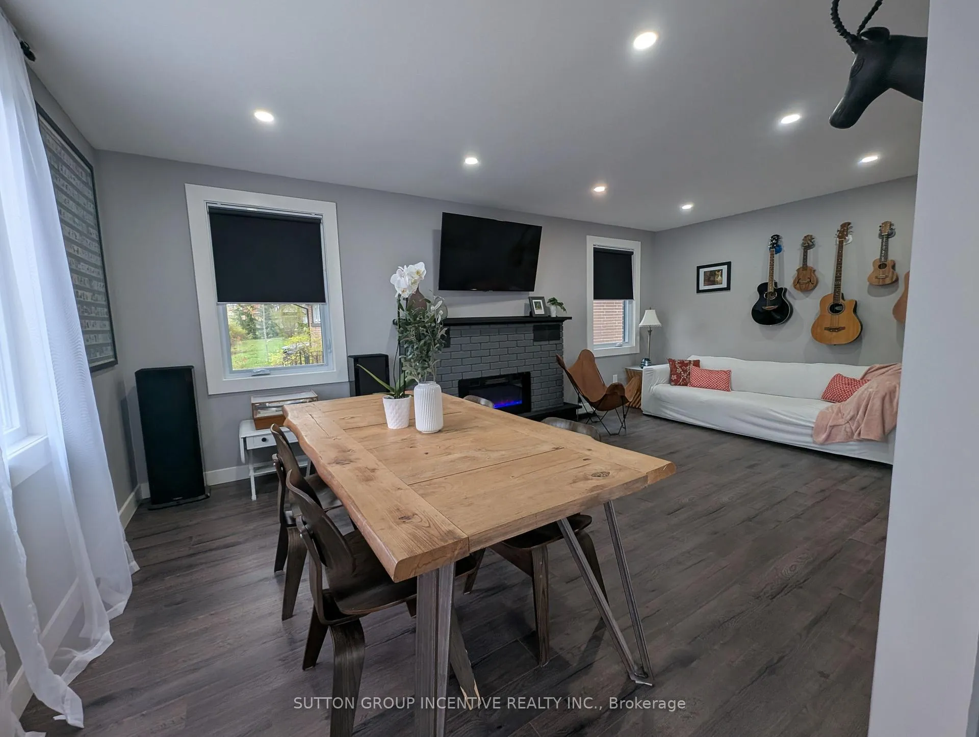 Photo 15 of 295 Queen Street, Midland — HOMEH