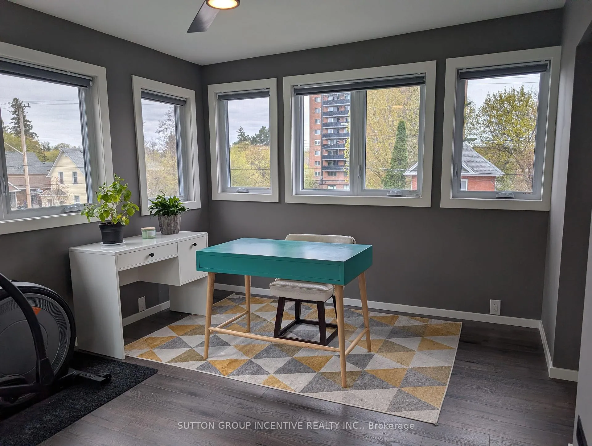 Photo 33 of 295 Queen Street, Midland — HOMEH