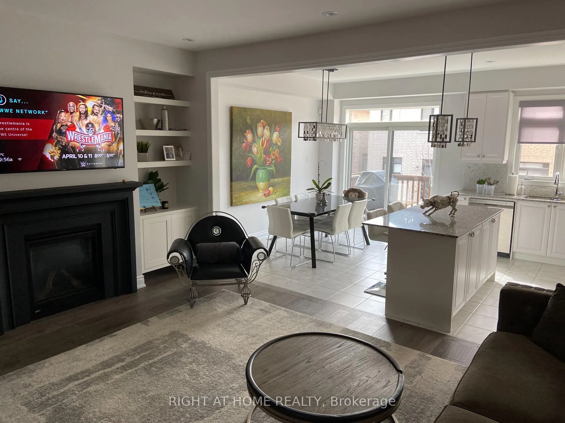 Photo 6 of 214 Cranbrook Crescent, Vaughan, Kleinburg — HOMEH