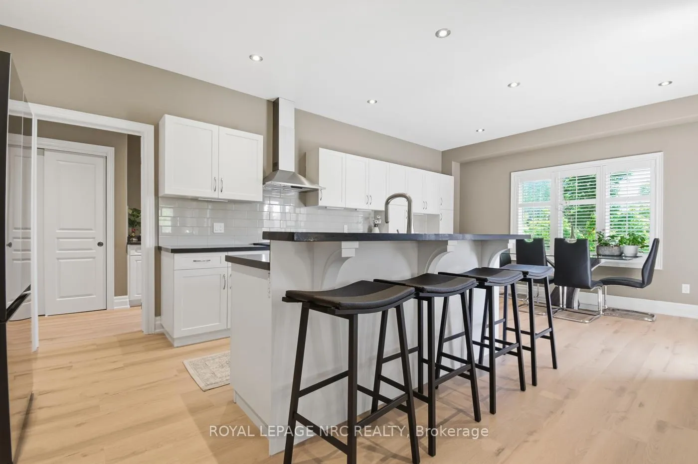 Photo 14 of 35 Buckley Terrace, Pelham, Fonthill — HOMEH