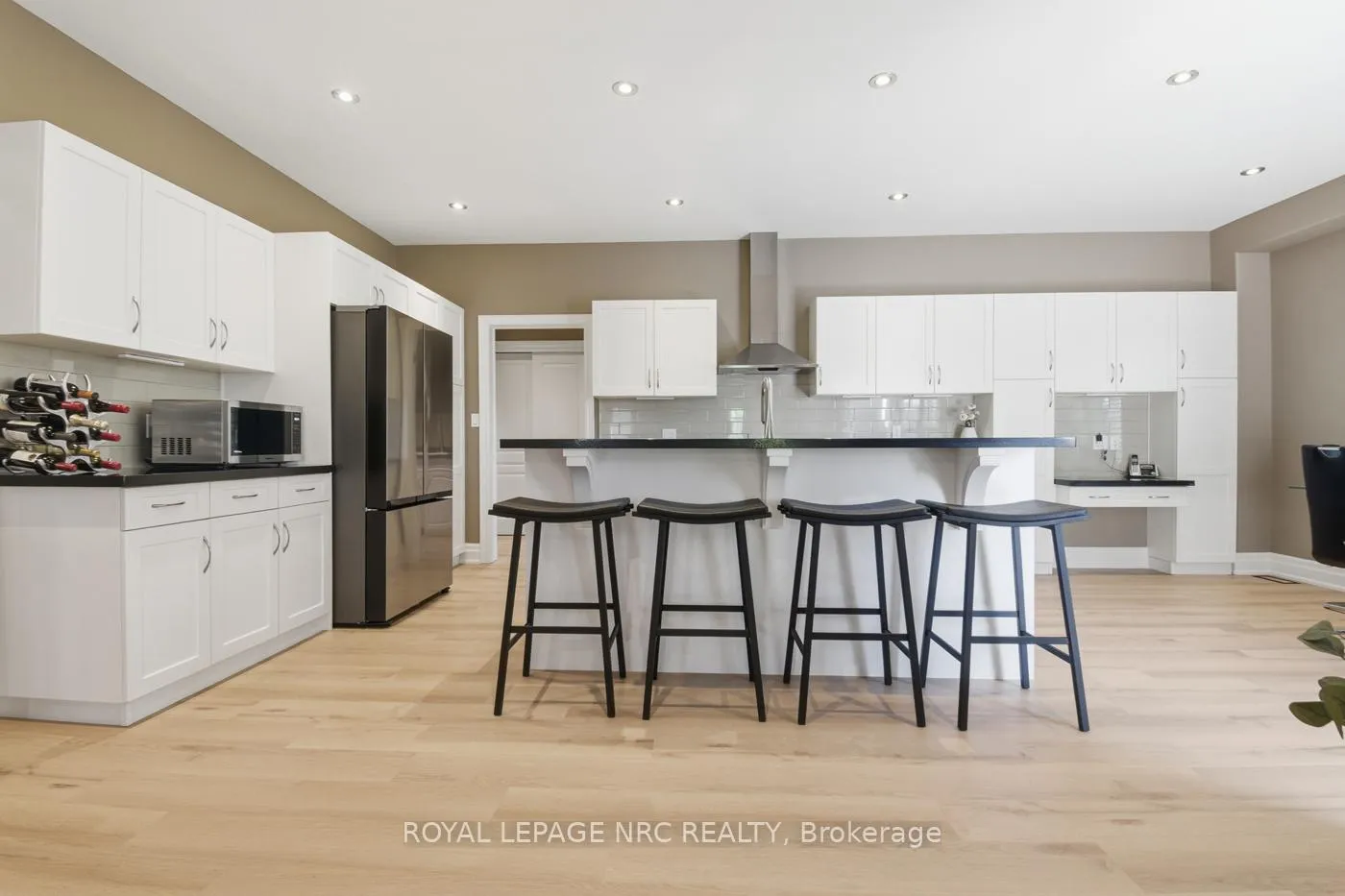 Photo 16 of 35 Buckley Terrace, Pelham, Fonthill — HOMEH