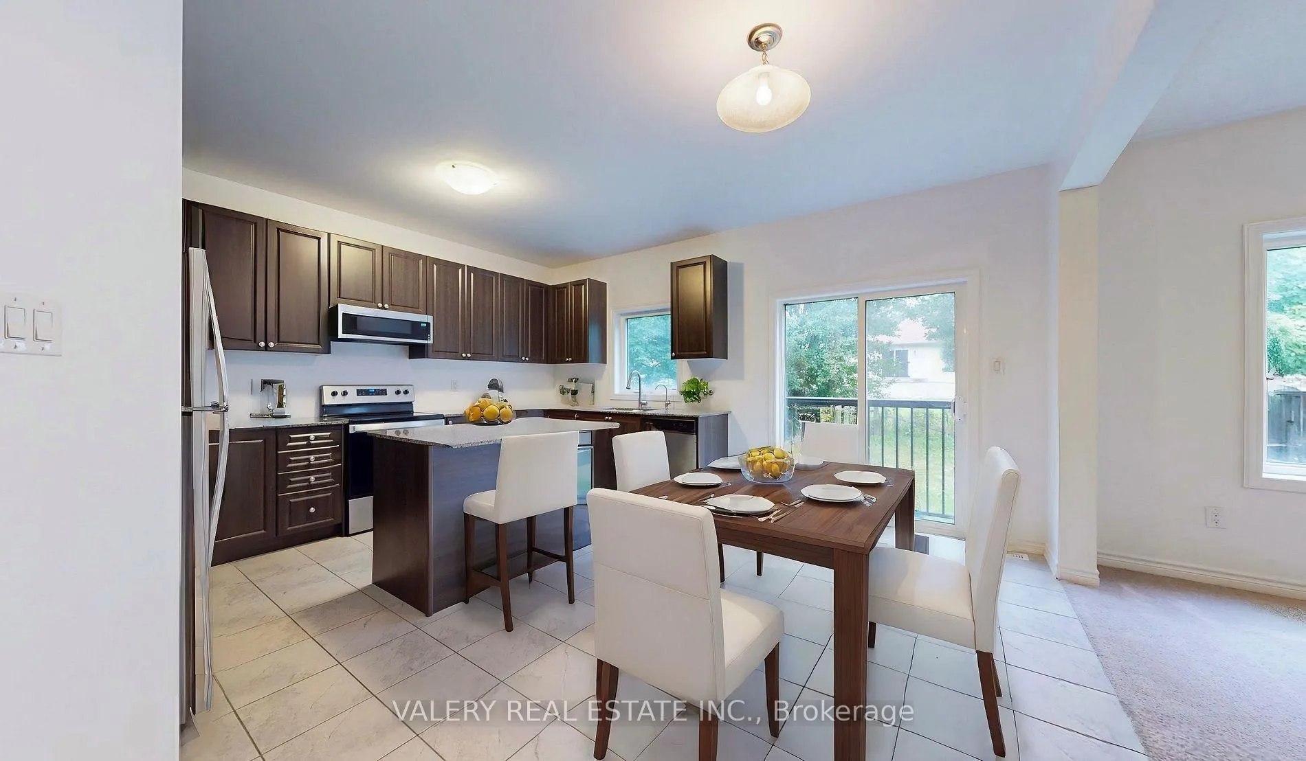 Photo 3 of 223 Ridley Crescent, Southgate — HOMEH