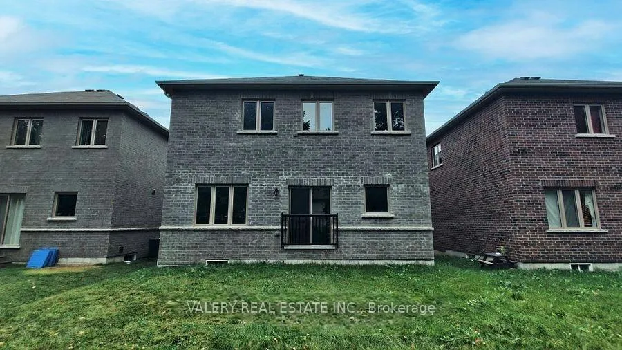 Photo 18 of 223 Ridley Crescent, Southgate — HOMEH