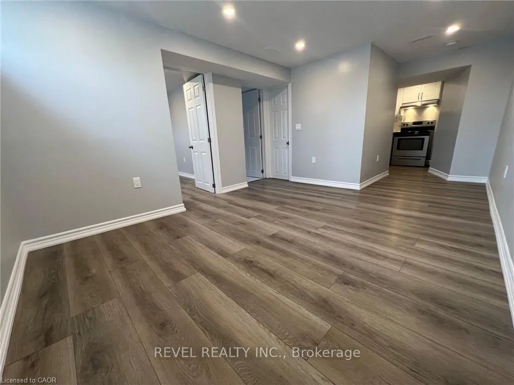 Photo 2 of Unit LOWER, 272 The Westway, Etobicoke, Kingsview Village-The Westway — HOMEH