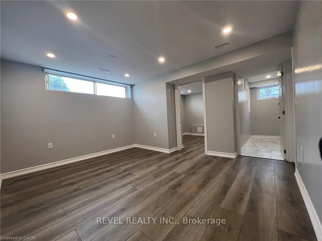 Photo 3 of Unit LOWER, 272 The Westway, Etobicoke, Kingsview Village-The Westway — HOMEH