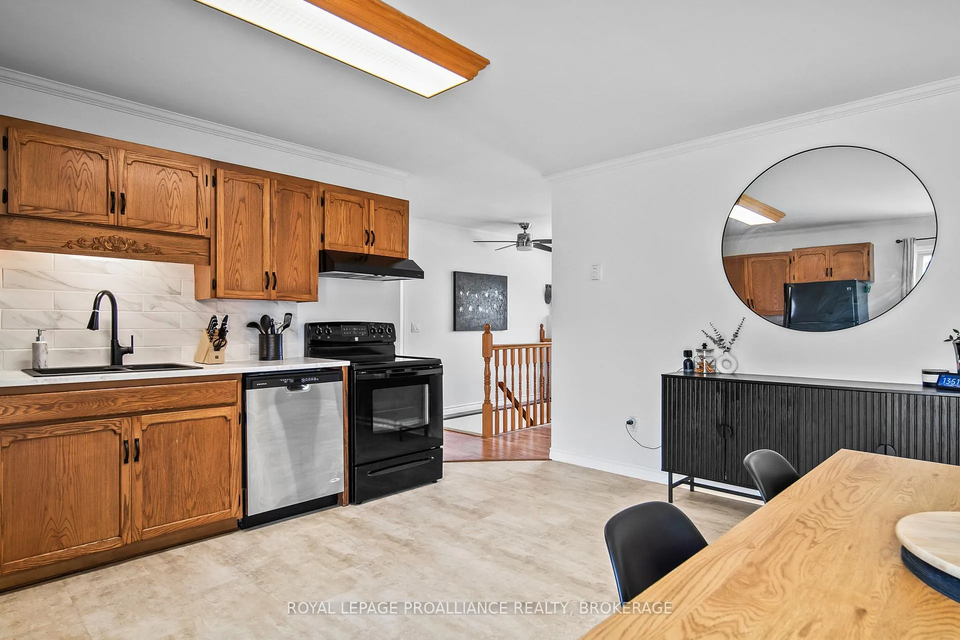 Photo 14 of 227 Cross Street, Deseronto, Deseronto (Town) — HOMEH