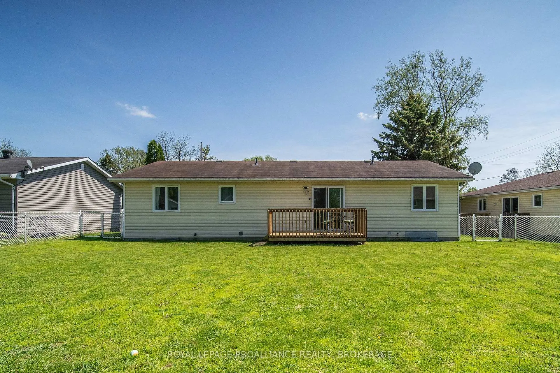 Photo 39 of 227 Cross Street, Deseronto, Deseronto (Town) — HOMEH