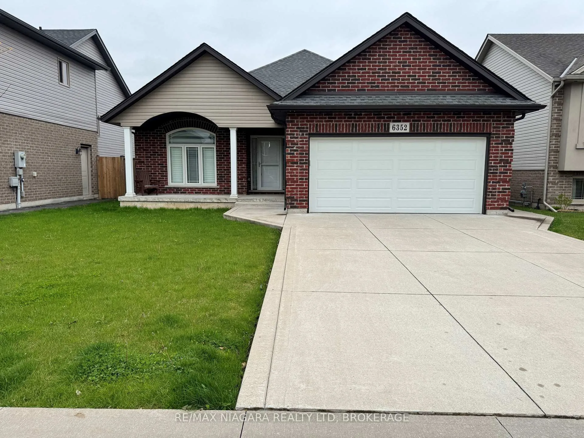 Photo 1 of 6352 Sam Lorfida Drive, Niagara Falls, Oldfield — HOMEH