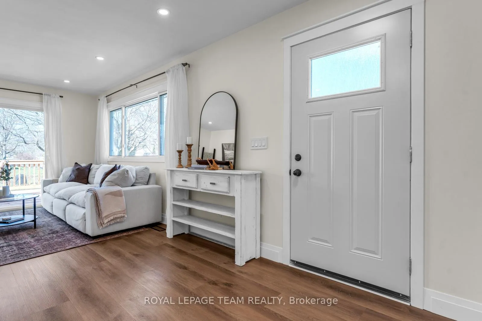 Photo 3 of 187 Lakeview Avenue, Kingston, City Southwest — HOMEH
