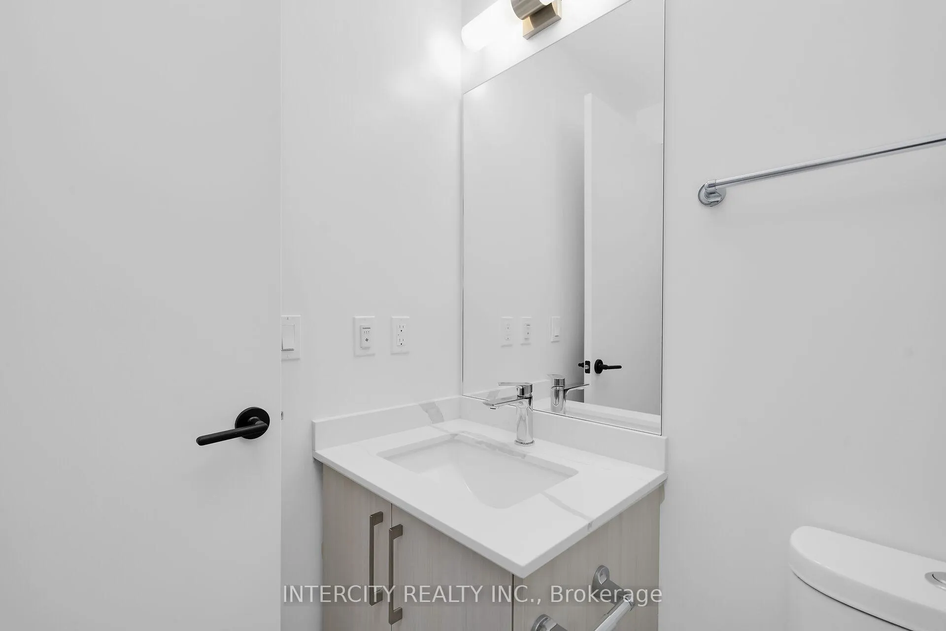 Photo 20 of Unit 227, 2075 King Road, King, King City — HOMEH