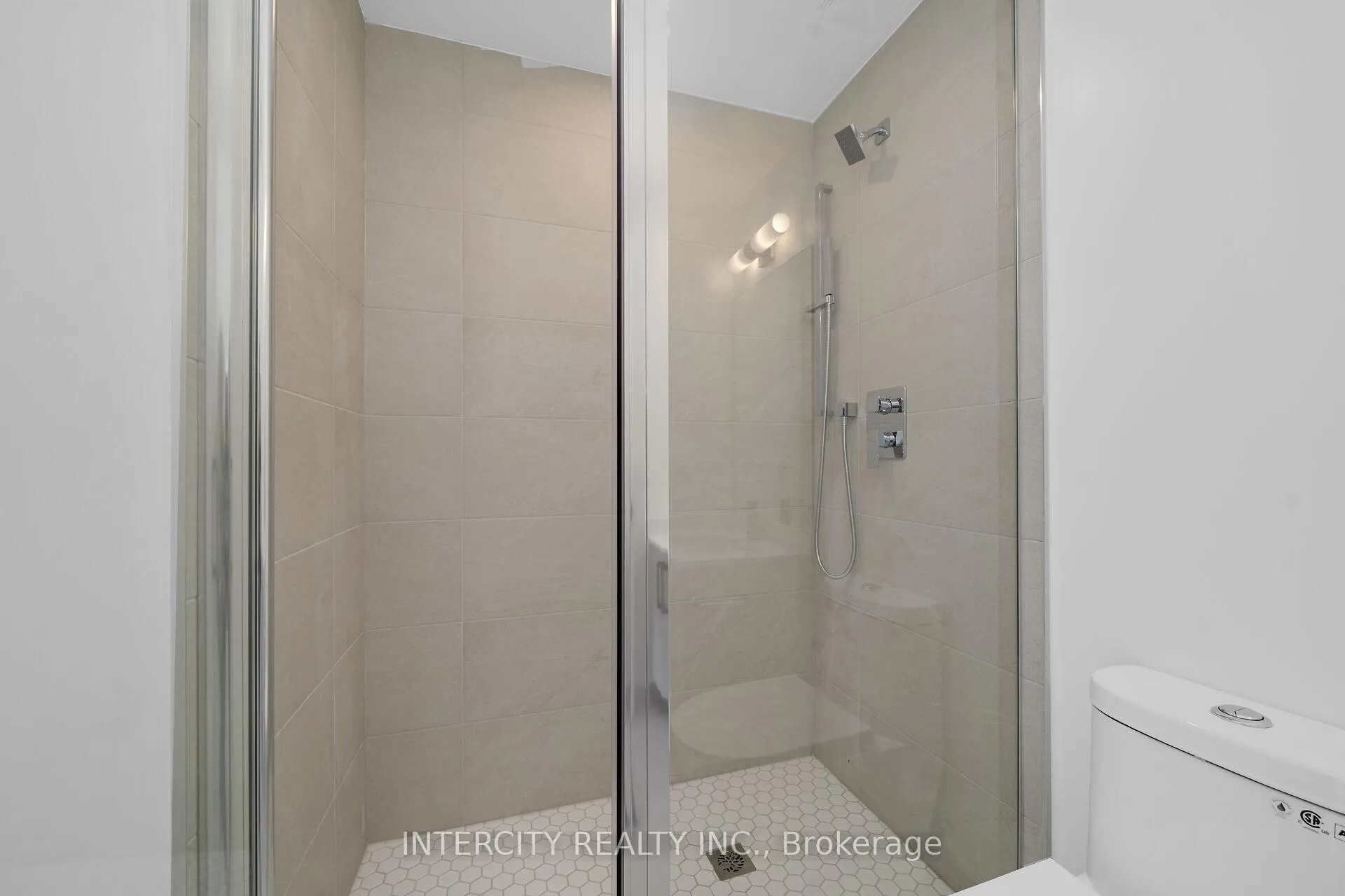 Photo 26 of Unit 227, 2075 King Road, King, King City — HOMEH