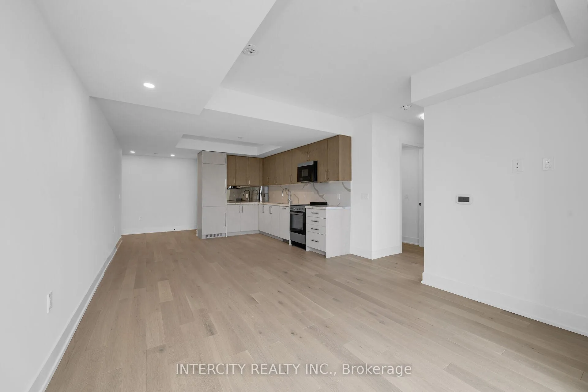 Photo 14 of Unit 240, 2075 King Road, King, King City — HOMEH